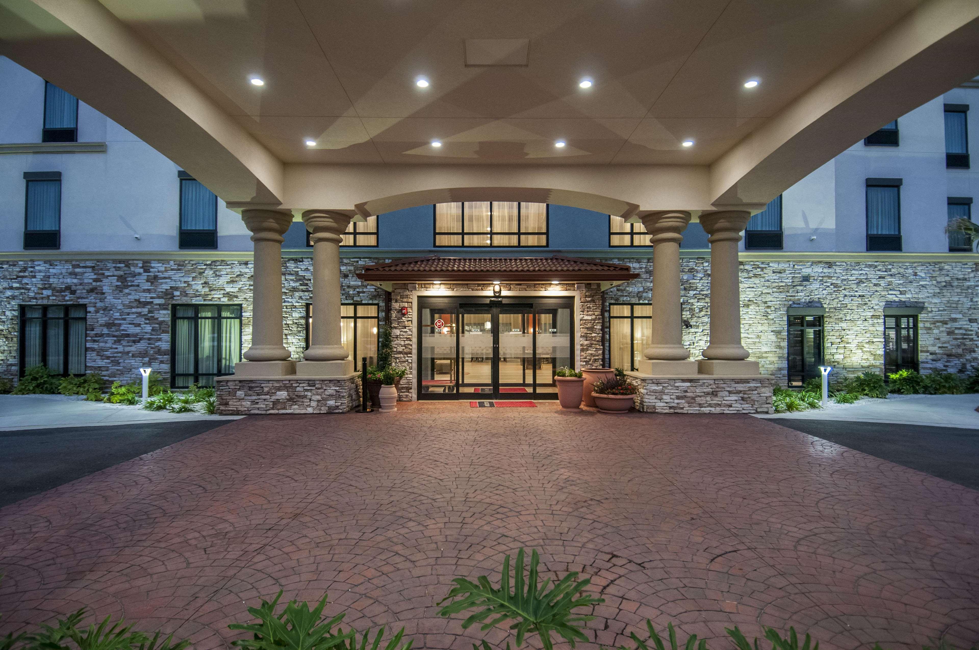 Hampton Inn & Suites Pensacola/I-10 Pine Forest Road Ferry Pass Exteriör bild