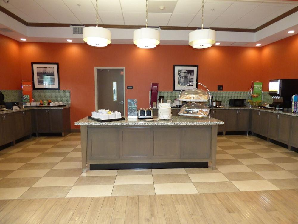 Hampton Inn & Suites Pensacola/I-10 Pine Forest Road Ferry Pass Exteriör bild